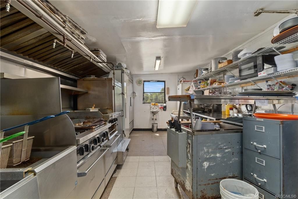 12323 E Gulf To Lake Hwy, Inverness, FL 34450